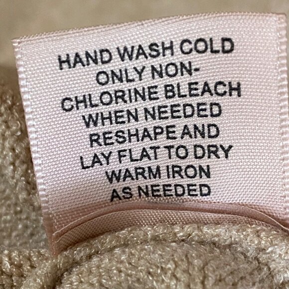 Philosophy V-neck Pullover Sweater S Beige Light Academia Preppy Silky Soft - Picture 5 of 5